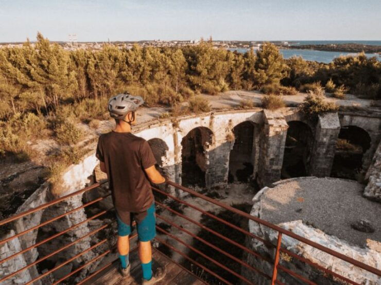 Pula: Bike Tour With Fortress Exploration and Wild Picnic - Activity Details