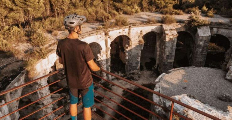 Pula: Bike Tour With Fortress Exploration and Wild Picnic - Experience Highlights