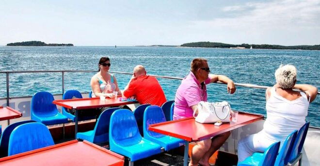 Pula: Harbor Cruise With Unlimited Drinks - Accessibility and Highlights