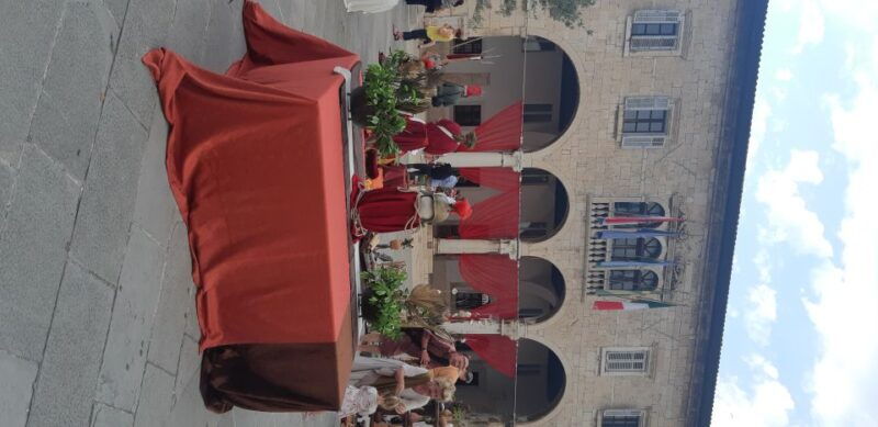 Pula: Historic Walking Tour with Local Guide & City Views - Why Travelers Love This Experience