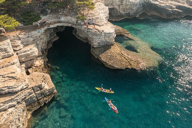 Pula Kayaking Cave, Islands and Cliffs Tour with drinks - Who Is This Tour Best For?