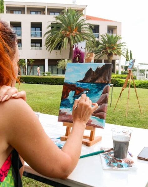 Pula: Paint & Wine Experience - Accessibility Features