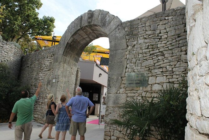 Pula Private 2-Hour Guided Walking Tour - Pricing and Guarantee