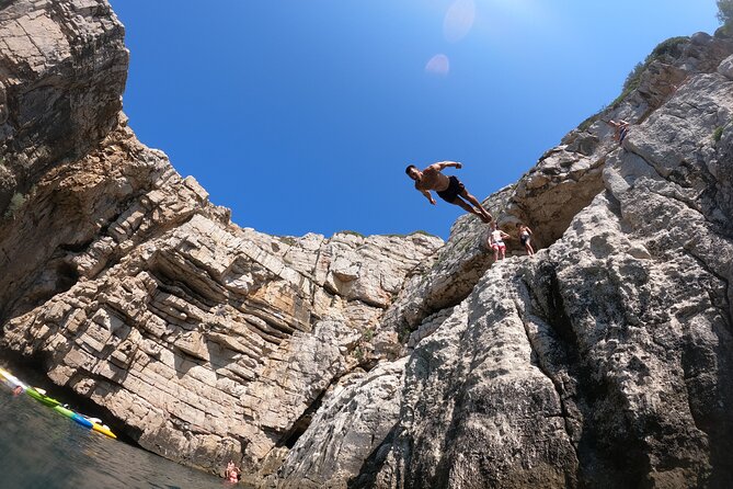 Pula: Sea Cave Kayak Tour With Snorkeling and Swimming - Reviews