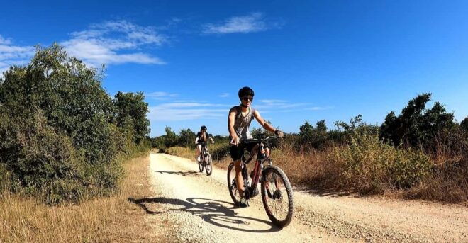 Pula-Vodnjan-Rovinj: E-Bike Swim & Forteress Tour - Participant Requirements