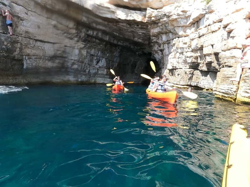 Pula:Kayak Tour-Cliff jumping,snorkeling&free GoPro pictures - Exploring the Pula Kayak Tour: Cliff Jumping, Snorkeling & Hidden Beaches