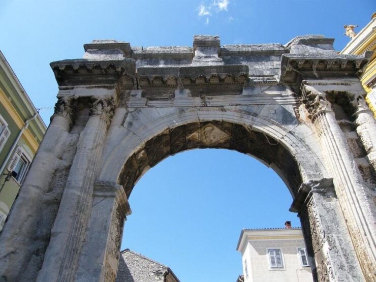 Pula:Pula Arena and Roman Heritage Walking Tour - Guided Tour Itinerary