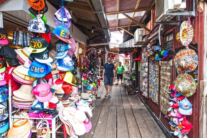 Pulau Penang Exploration Day Trip with English Speaking Chauffeur - FAQ