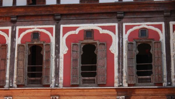 Pune: Private Walking Tour & Food Tasting With a Local - Directions