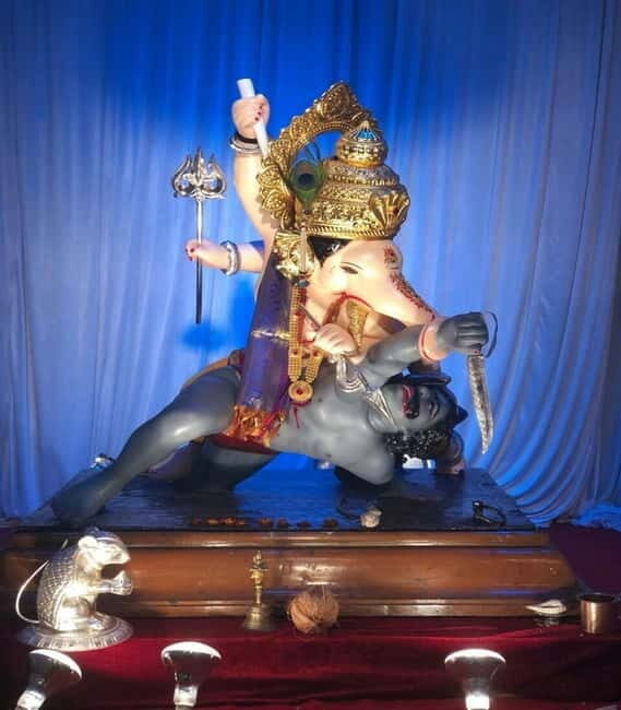 Pune: Sacred Sites Walking Tour of Old City with Snacks - Discover Pune’s Sacred Heritage on Foot