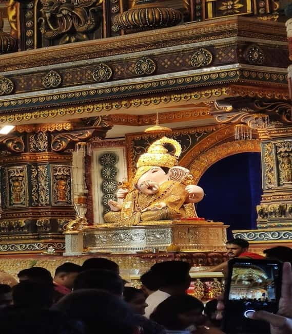 Pune: Sacred Sites Walking Tour of Old City with Snacks - Final Thoughts