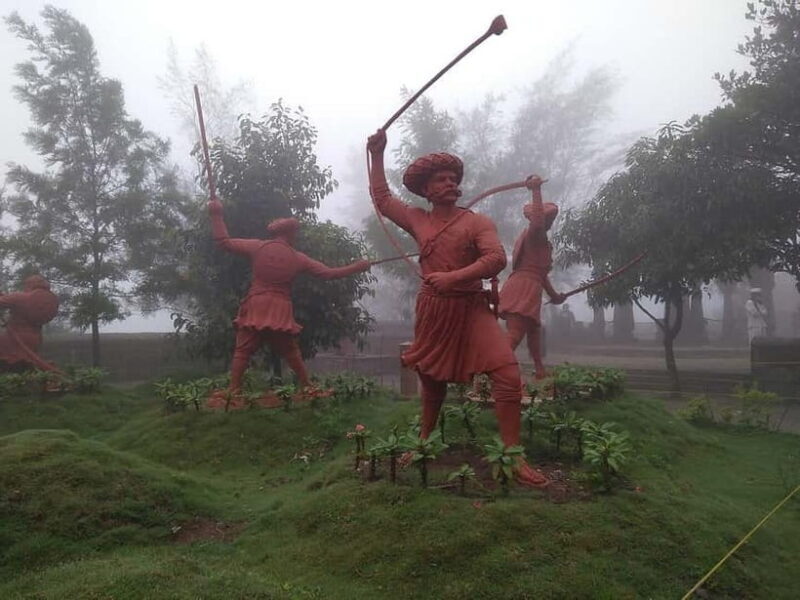 Pune: Sinhagad Fort Hike & Zapurza Museum Full Day Car Tour - Good To Know