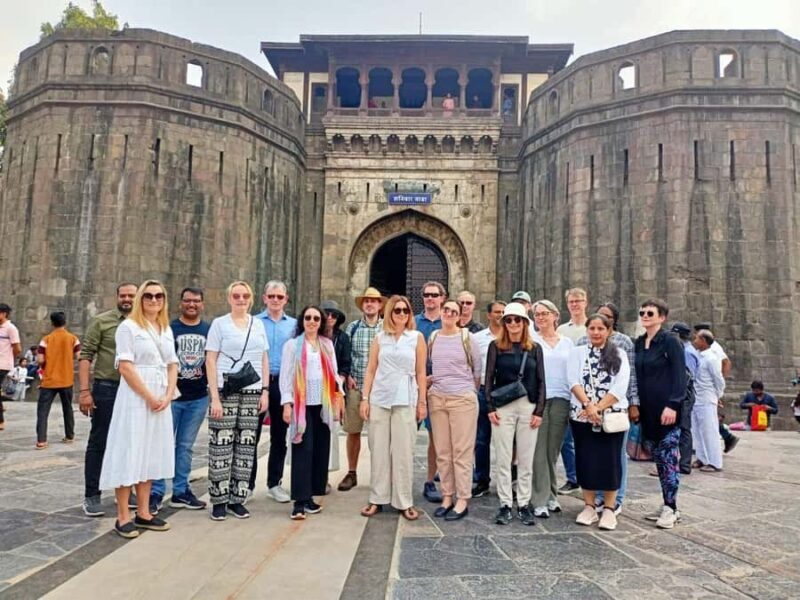 Pune:Old City or Camp Cultural Walking Tour with Local Snack - Learn from Passionate Guides