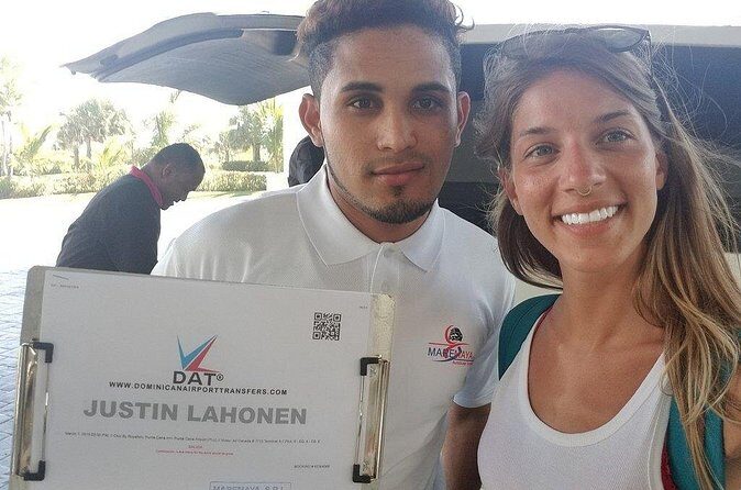 Punta Cana Airport to EXCELLENCE PUNTA CANA (Uvero Alto) R/T - Vehicle Comfort and Amenities