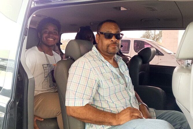 Punta Cana Airport Transfers - Taxis, minivans & coaches - Going Beyond the Basics: Vehicle Quality and Service Standards