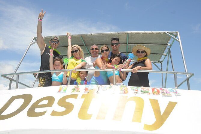 Punta Cana Boat Cruise and Snorkeling with Open Bar - FAQ