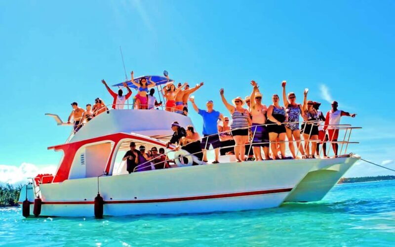 Punta Cana: catamaran day trip to Catalina Island with lunch - Who Would Love This Tour?