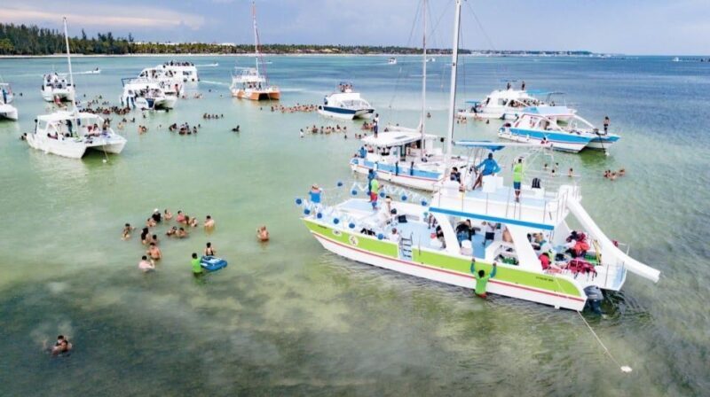 Punta Cana: Catamaran Day Trip to Catalina Island with Lunch - Who Is This Tour Best Suited For?