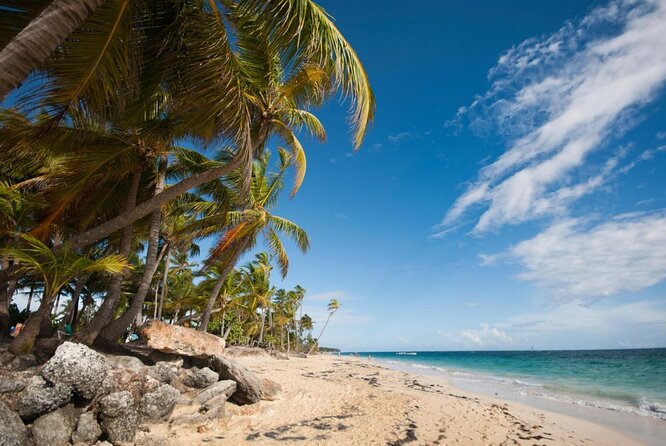 Punta Cana Catamaran Sail With Snorkeling, Natural Pool (Feb ) - Tour Highlights