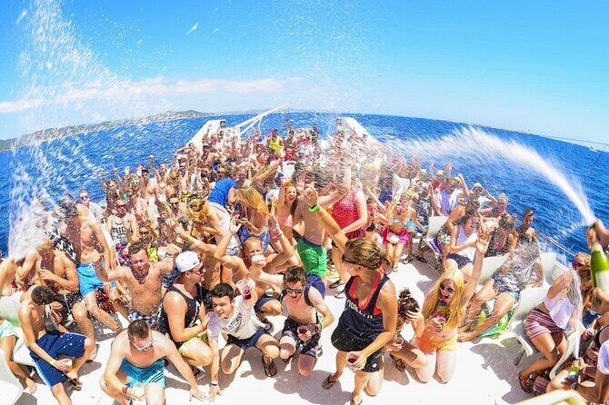 Punta Cana Fiesta in Catamaran for Adults Free Drinks - Good To Know