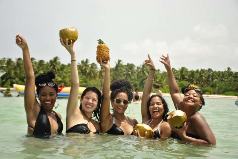 Punta Cana Hip Hop Party Boat with Open Bar *Adults Only - What Makes This Tour Stand Out?