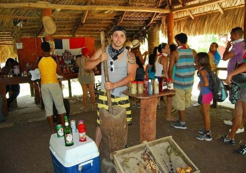 Punta Cana: Horseback riding on the beach with pickup - The Experience from the Reviews