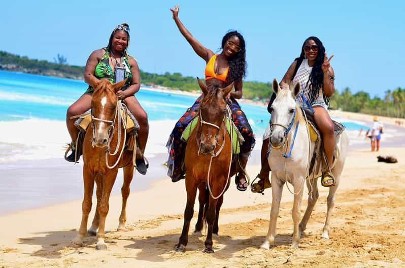 Punta Cana: Horseback riding on the beach with pickup - FAQ