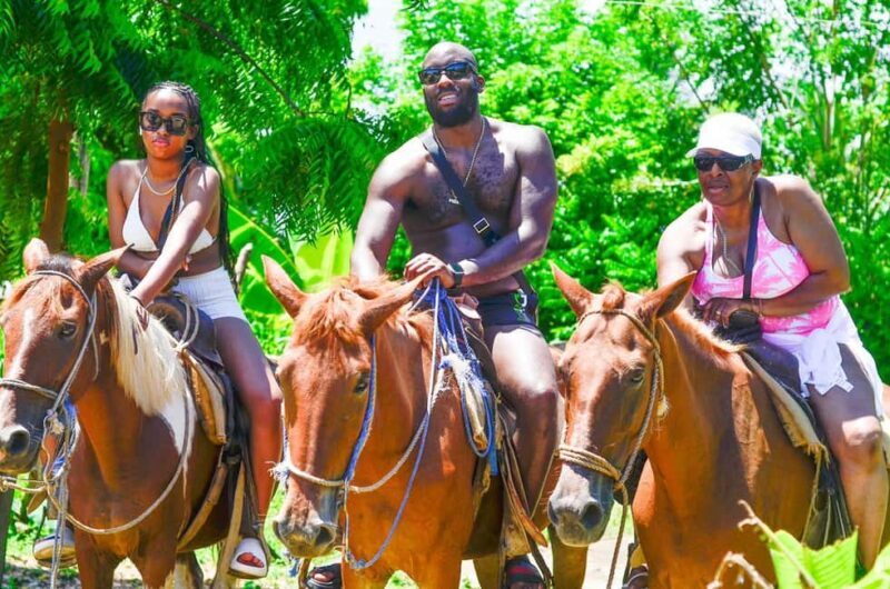 Punta Cana: Horseback Riding Tour with Beach Visit - Good To Know