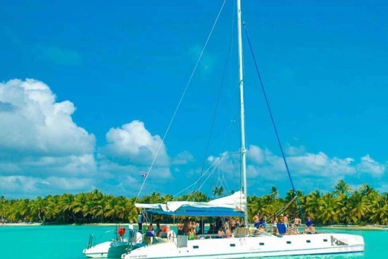 Punta Cana: Isla Saona Day Trip with Lunch & Catamaran - Who Is This Tour Best Suited For?