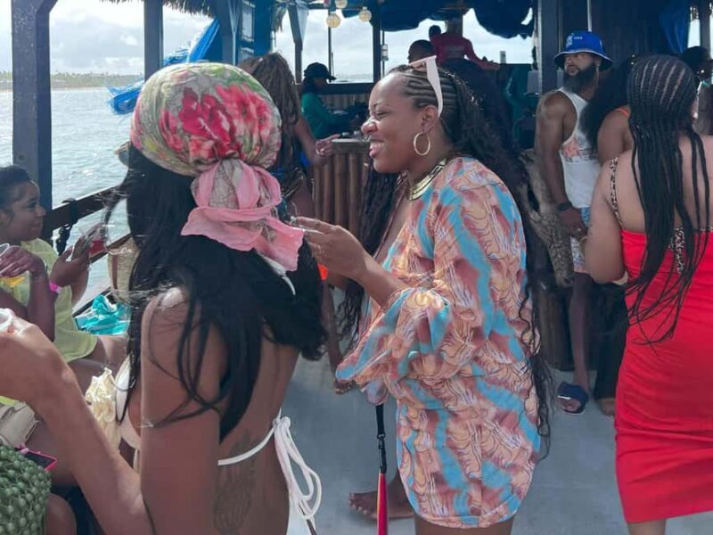 Punta Cana: Jamaican Party Boat w/ OPEN BAR And DJ (Adults) - FAQ