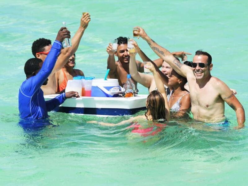 Punta Cana: Party Boat with snorkel and open bar included - Good To Know