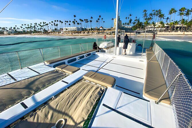 Punta Cana Private Catamaran with Snorkeling, Lunch & Open Bar - FAQ  