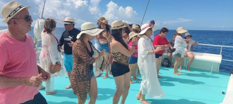 Punta Cana: Saona Island Catamaran Adventure with Lunch - Practical Tips and Considerations