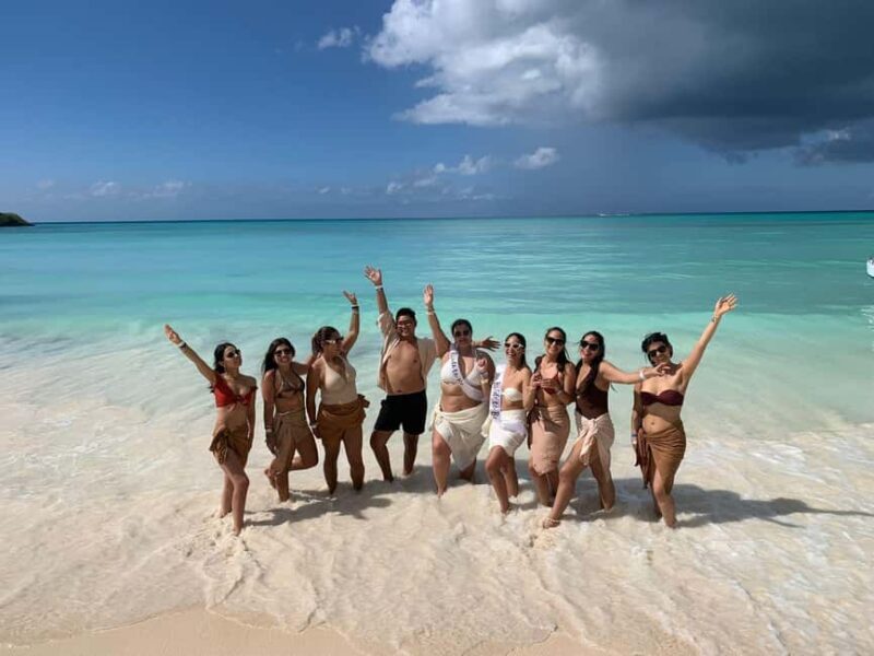 Punta Cana : Saona Island VIP 4 first-class beach and sunset - FAQs