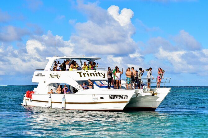 Punta Cana Ultimate Hip Hop Party Boat with Open Bar *Only Adults - Good To Know