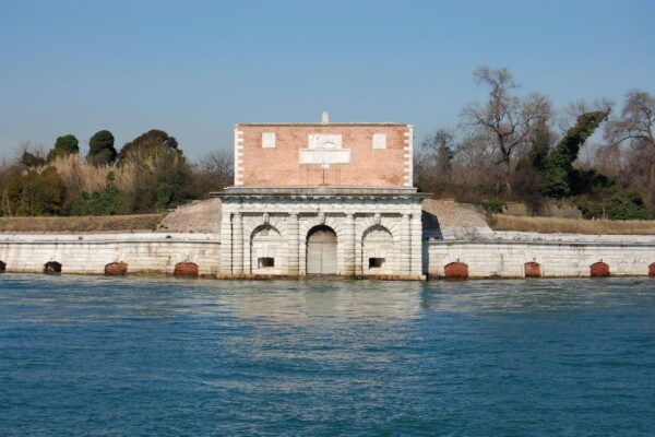 Punta Sabbioni to Venice Round-Trip Boat Ticket - Parking Availability