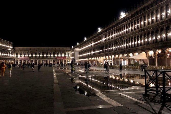 Punta Sabbioni - Venice at Sunset: Boat Tour With Aperitif - Start Time