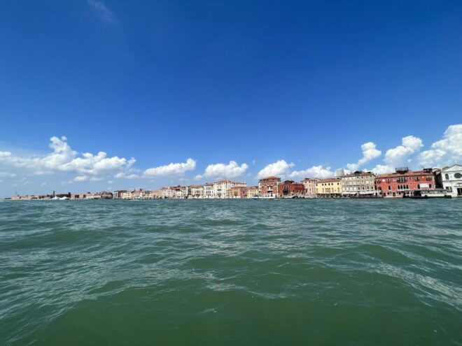 Punta Sabbioni - Venice at Sunset: Boat Tour With Aperitif - Language Options