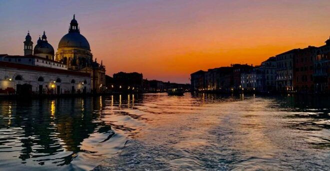 Punta Sabbioni - Venice at Sunset: Boat Tour With Aperitif - Tour Highlights