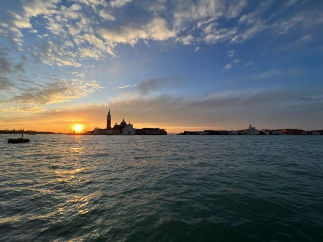 Punta Sabbioni - Venice at Sunset: Boat Tour With Aperitif - Inclusions