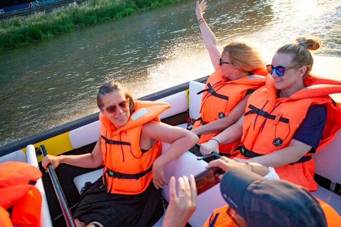 Pure Adrenaline by JETGO Boat Tour on Vistula in Warsaw - Group Size