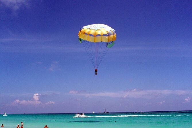 Pure Adrenaline Parasailing Collected in Uvero Alto - FAQ