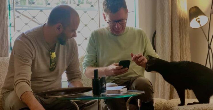 PURE HAPPINESS: A PURR-FECT CAT EXPERIENCE ! - Good To Know
