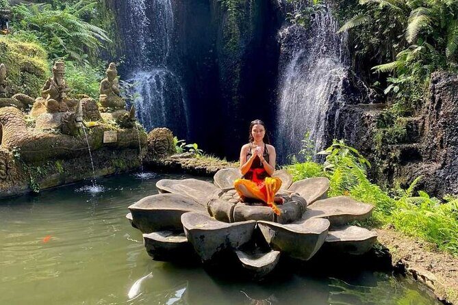 Purifications at Beji Griya Waterfalls - An In-Depth Look at the Experience