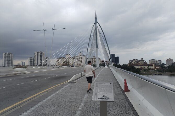 Putra Jaya Tour From Kuala Lumpur - An In-Depth Look at the Putrajaya Tour