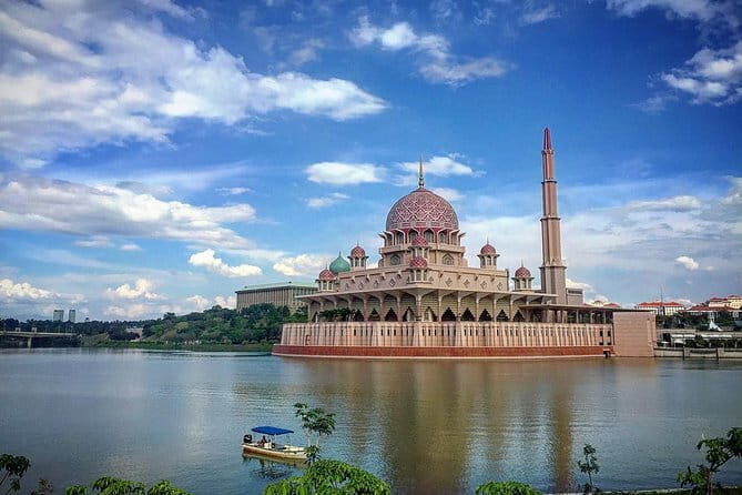 Putrajaya City Tour from Kuala Lumpur with Batu Caves Stopover - Good To Know