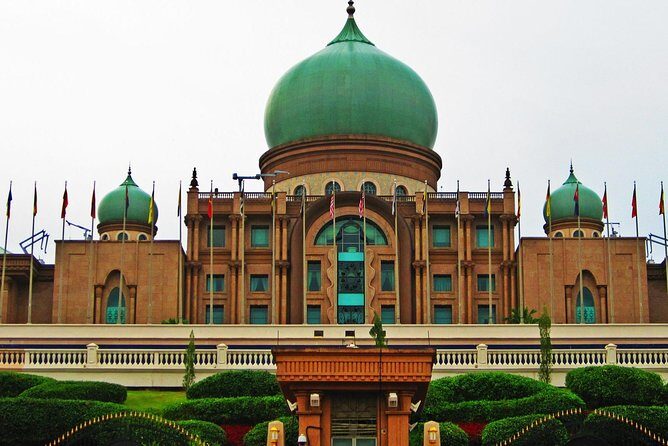 Putrajaya City Tour from Kuala Lumpur with Sight Seeing Cruise - The Sum Up