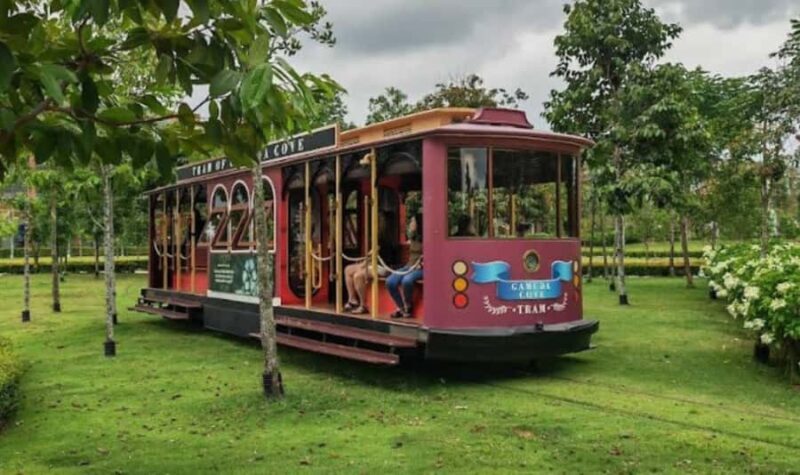 Putrajaya, Cyberjaya & Gamuda Cove Day Trip - Details That Matter