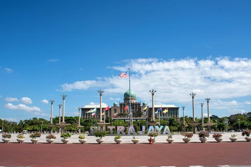 Putrajaya Tour with Boat Ride from Kuala Lumpur - What the price buys, and what it doesn’t