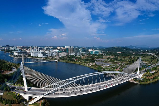 Putrajaya Tour With Traditional Boat Cruise & Pink Mosque (Private) - Cancellation Policy Details